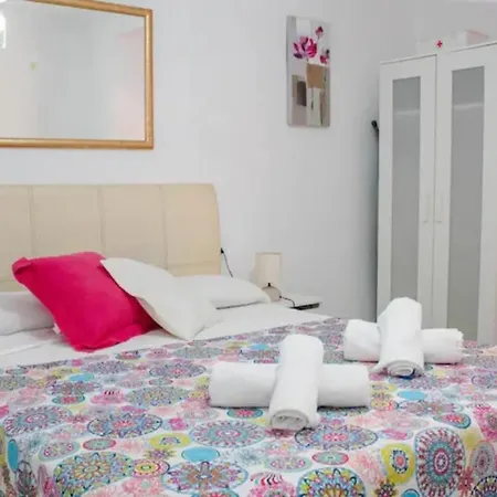 Reina Playa Apartment Valencia